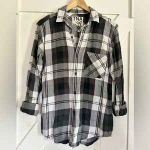 Aritzia TNA XXS Plaid Button Up